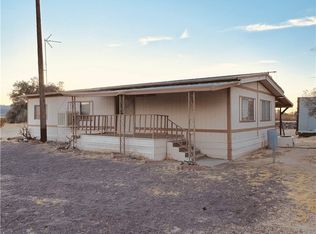 48520 Davis Dr, Newberry Springs, CA 92365