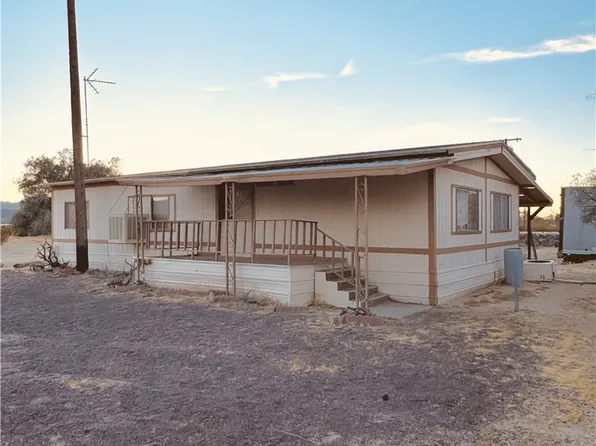 48520 Davis Dr, Newberry Springs, CA 92365
