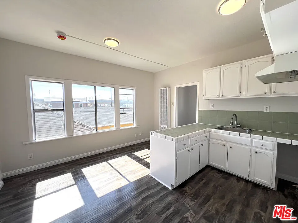 1 bed, 1.0 bath, 498 sqft, $1,500 — Photo 2