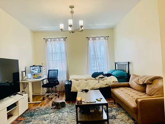 Rented by Oxford Property Group | media 2