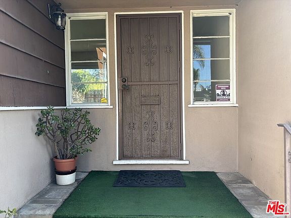 2nd image of 5534 W 76th St
