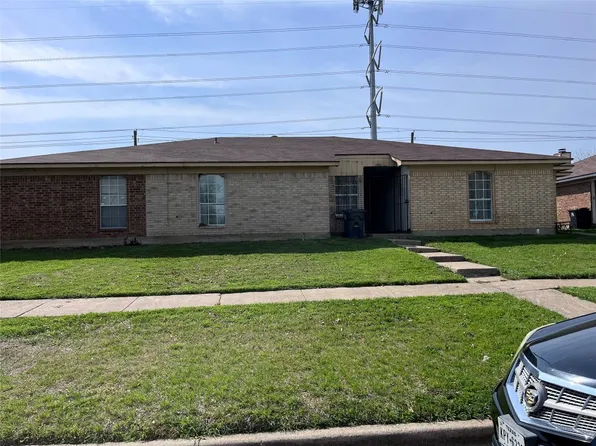 2830 Sherry St, Arlington, TX 76014