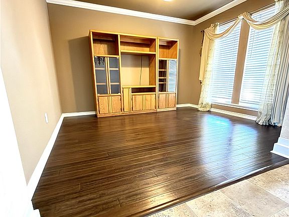 2nd image of 5614 Cory St