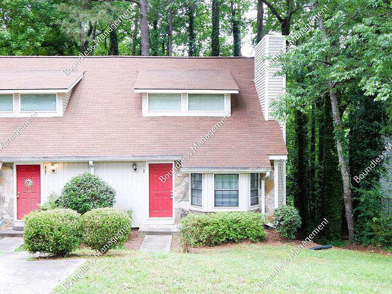 1st image of 2172 Wells Dr SE