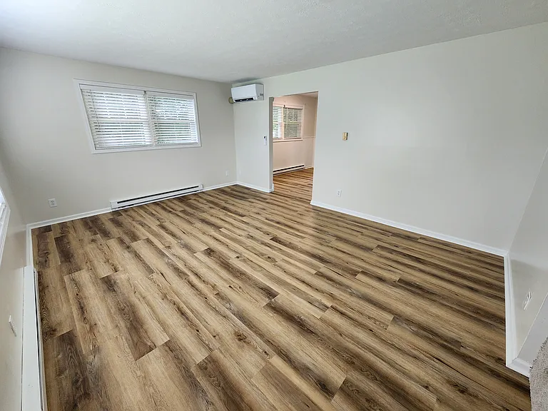Living Room alternate view