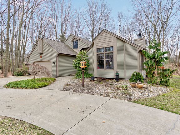 2nd image of 17864 Hidden Acres Ln