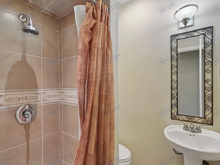 4710 Wateka Dr — Photo 17