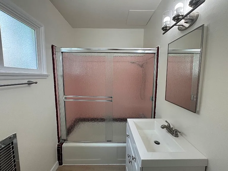 602 Hermosa Ave #A — Photo 8