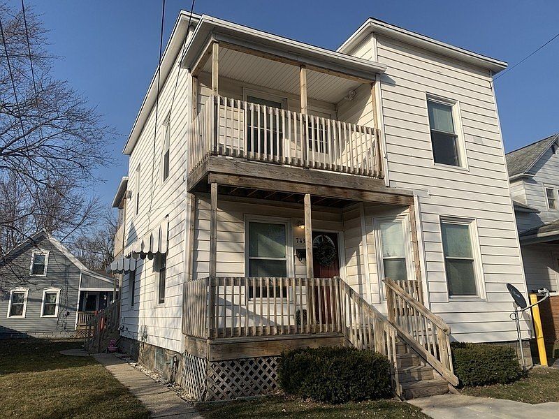 1st image of 743 Crosby St NW #2