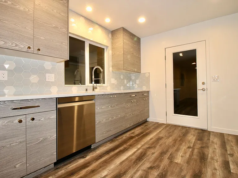 14003 McNab Ave — Photo 12