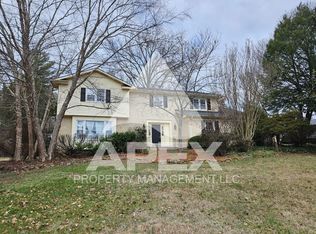 9505 Briarwood Dr, Knoxville, TN 37923