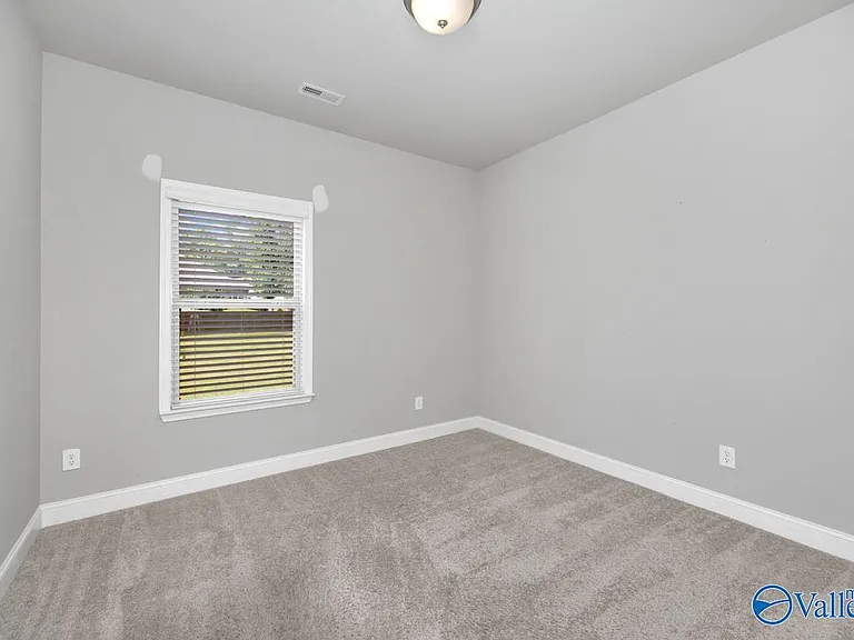 207 Blackwood Dr — Photo 12