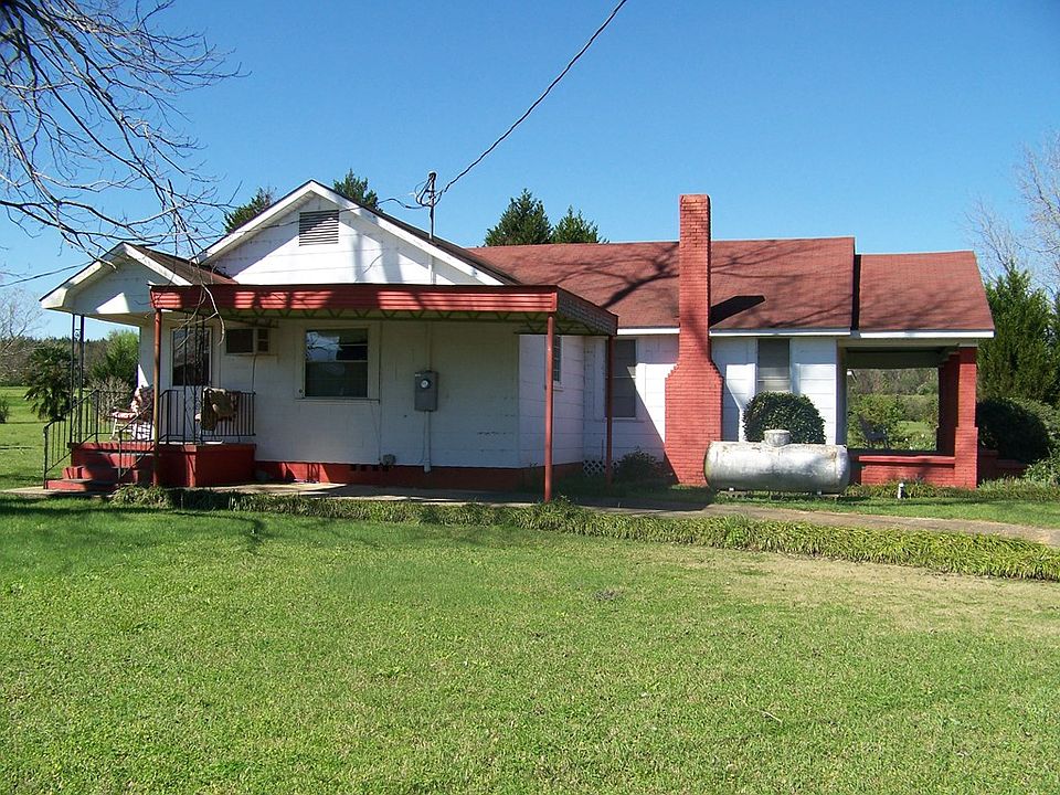 2nd image of 2816 Highway 131