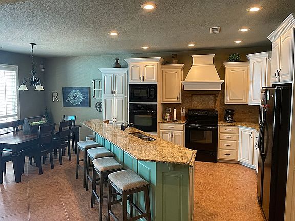 3rd image of 4423 W Putting Green Dr