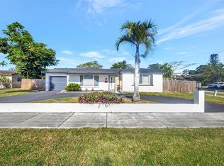 10205 SW 106th St, Miami, FL 33176