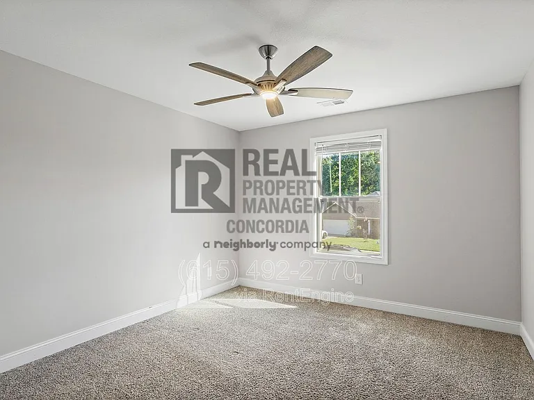 338 Crusaw Dr — Photo 33