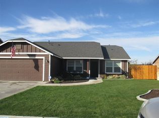5708 Maryhill Ln, Pasco, WA 99301