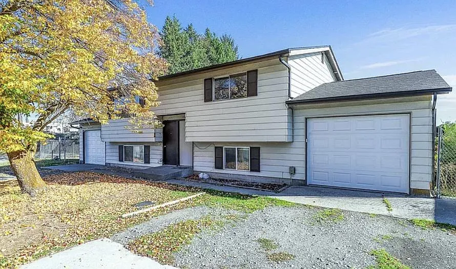 Building Photo - 307 S Evergreen Rd