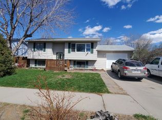 2504 Reed Ct, Rapid City, SD 57703