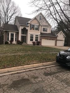 1189 Chaucer Ave, Portage, MI, 49002