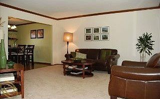 3rd image of 1261 Beattie Dr