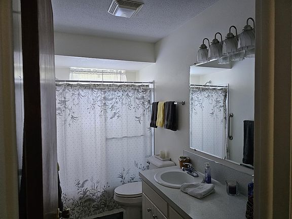 4th image of 4131 Morton Ln