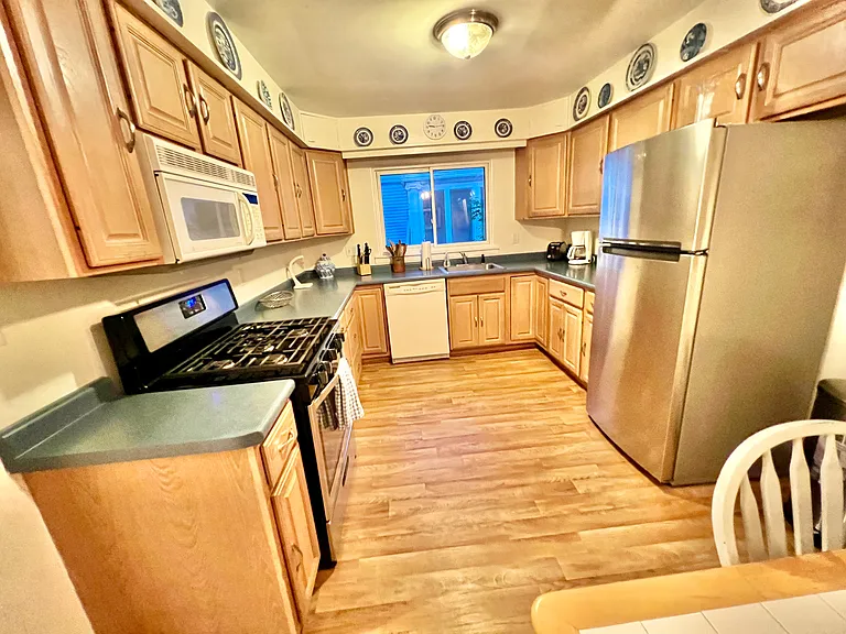 4046 Gratiot Ave — Photo 12