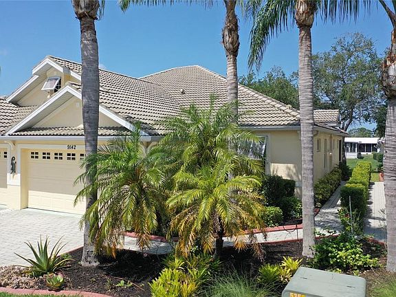 3rd image of 9142 Hawk Nest Ln