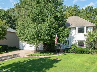 2148 Scarlet Oak Ln, Lisle, IL