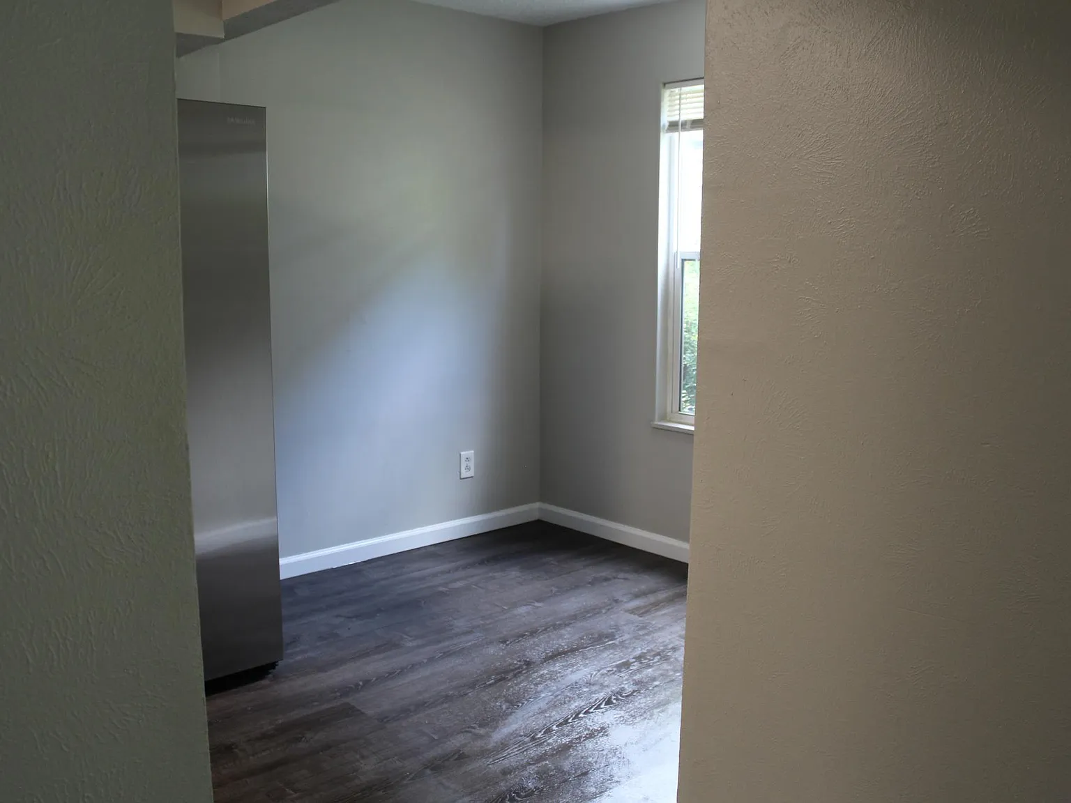 2 bed, 914 sqft, $1,550 — Photo 4