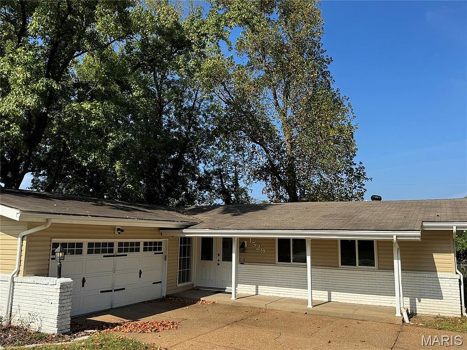 1st image of 1529 Tryon Dr