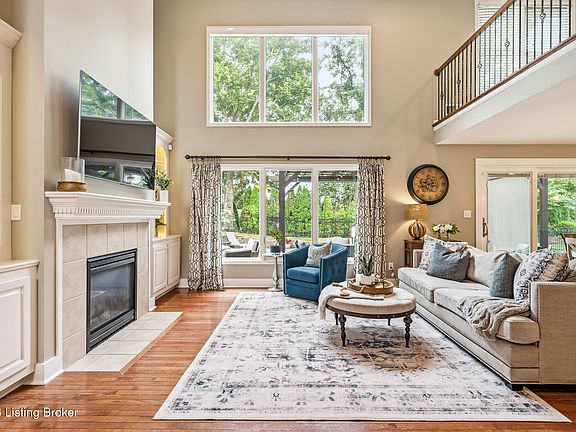 4th image of 506 Davenport Dr