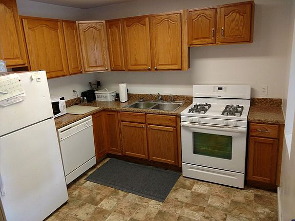 5th image of 6370 Hillside Ave
