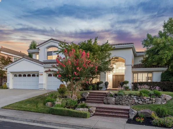 1027 McCauley Rd, Danville, CA 94526