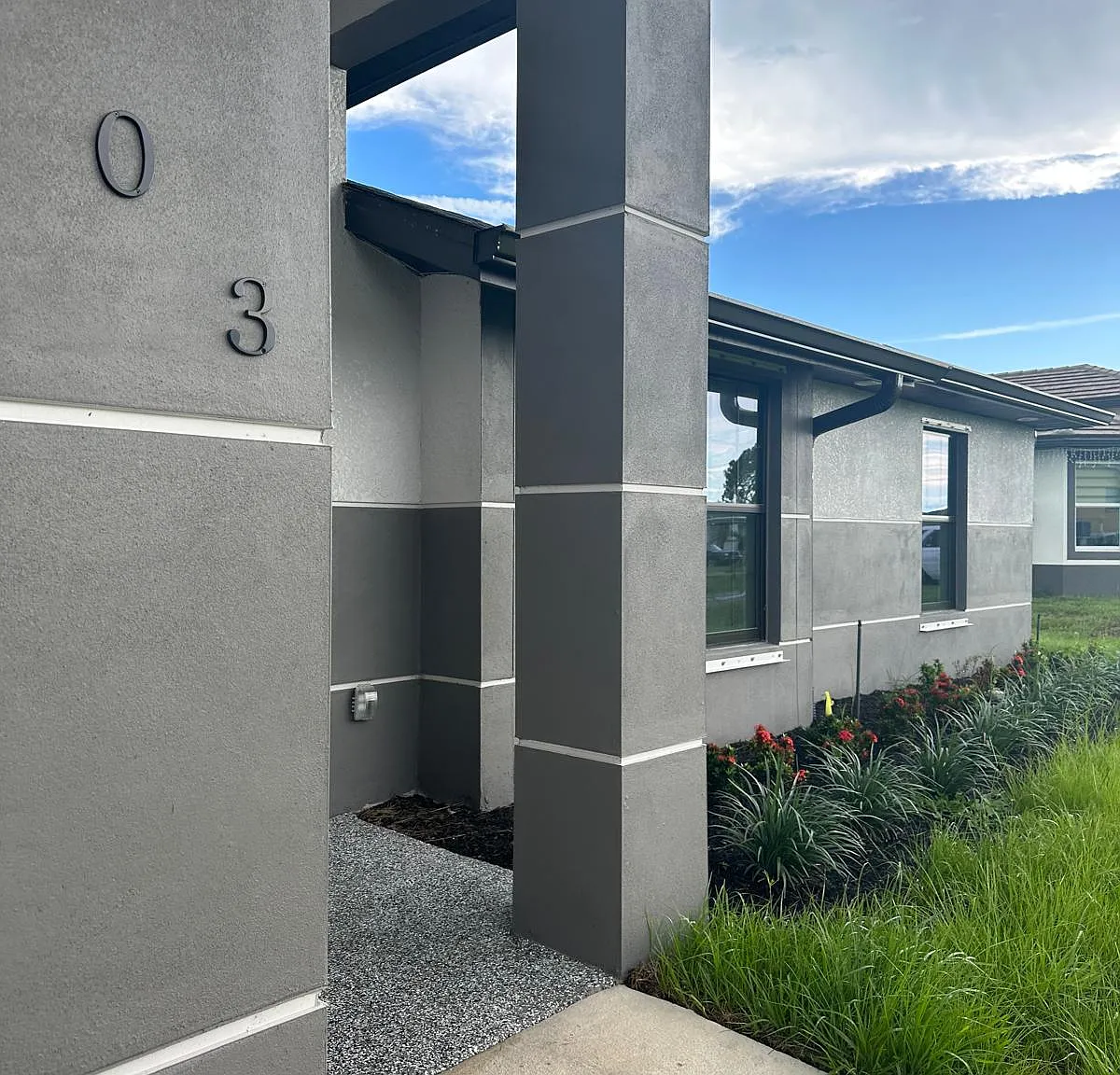 3 bed, 1204 sqft, $1,900 — Photo 2