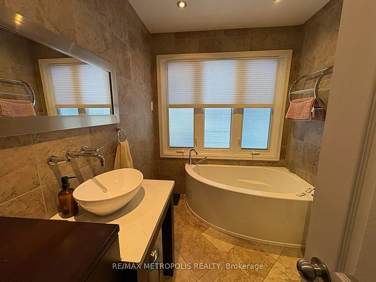 129 Briar Ct — Photo 20