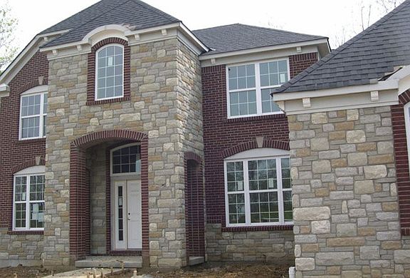 Recessed Entry for the Loudon H