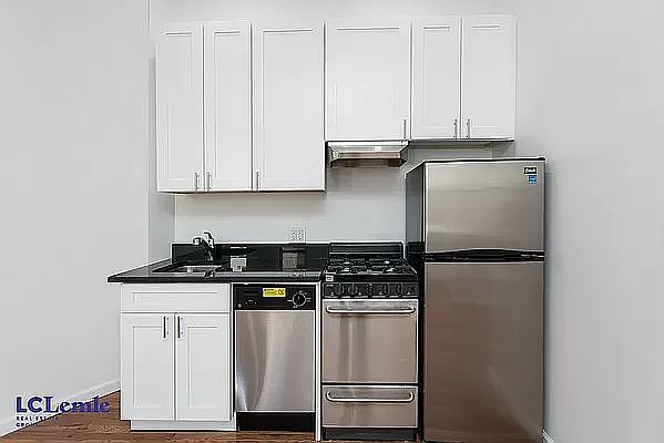 1st image of 7 Jones St APT 2A
