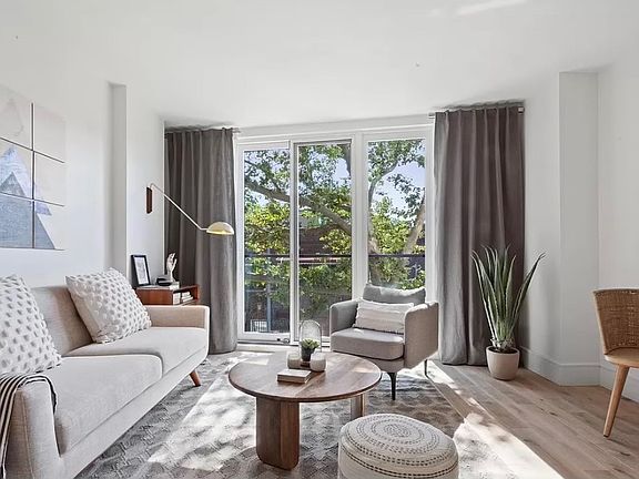 5th image of 15 E 19th St #1B