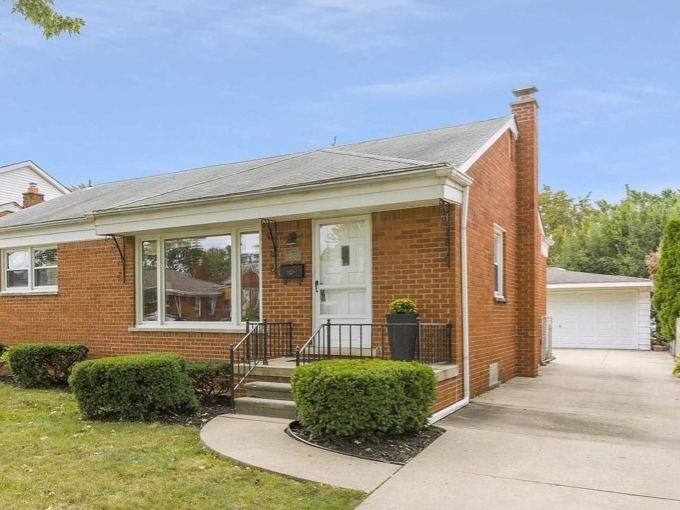 1st image of 19820 Gaukler St