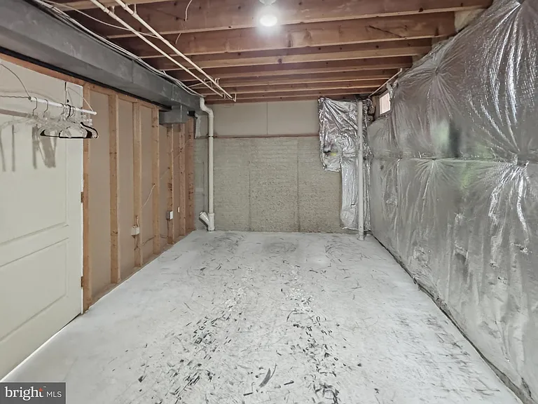 1107 Oak View Dr — Photo 32