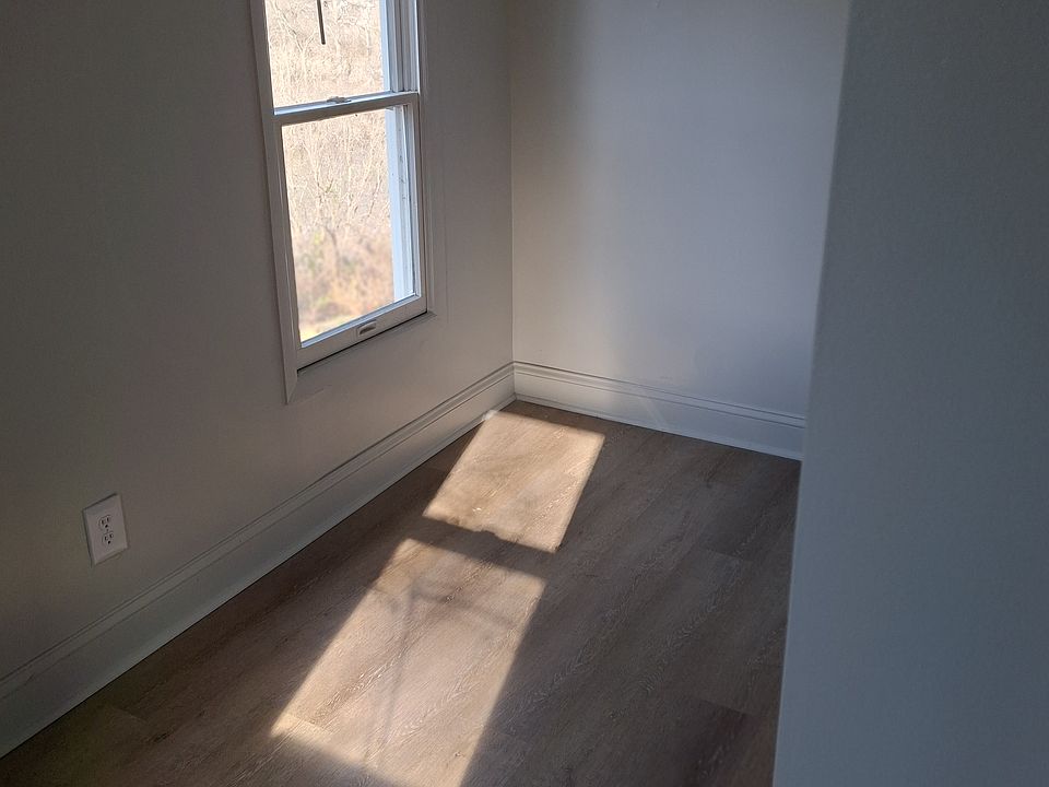 2nd image of 91 Riverside Ln #91
