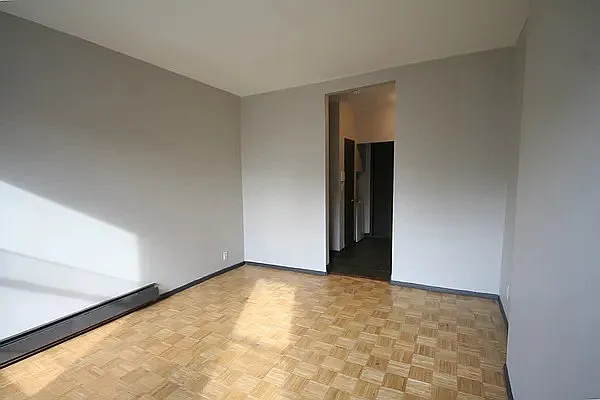Rented by Bond New York | media 5