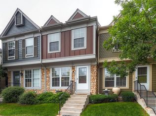 8260 S Fillmore Cir, Centennial, CO 80122