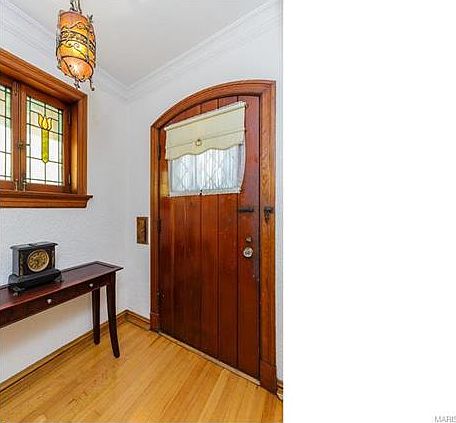 2nd image of 3981 Dover Pl