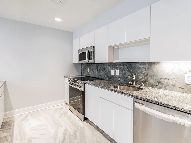 207 Shearwater Ct W #44 — Photo 9