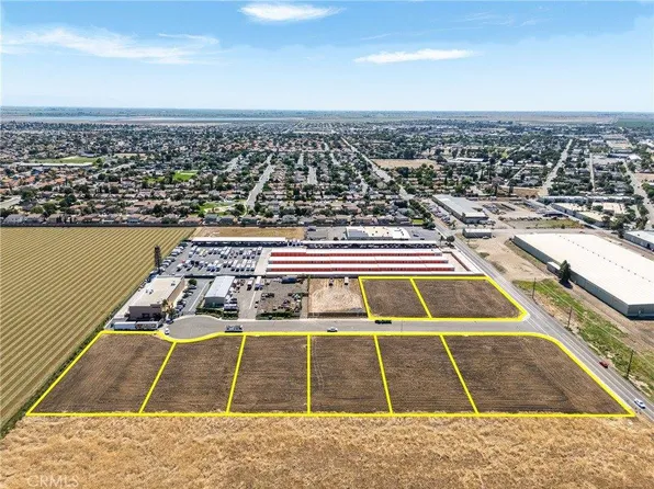 251 Commerce Way, Los Banos, CA 93635