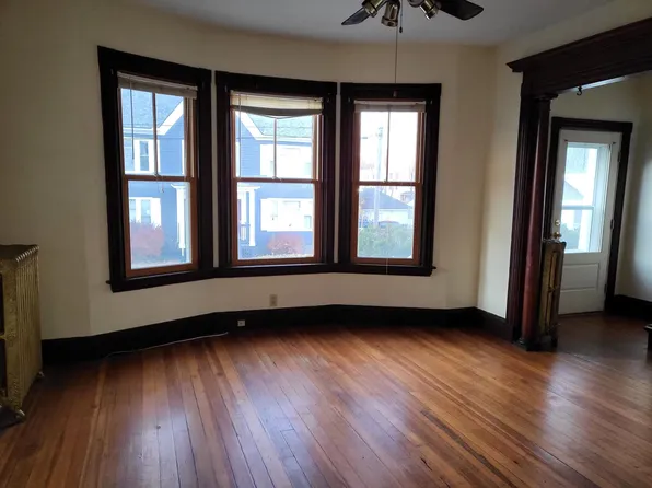 (undisclosed Address), Biddeford, ME 04005