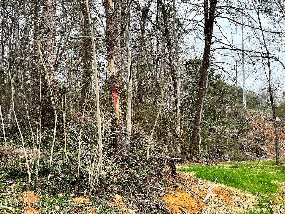 1st image of Toomey Ln