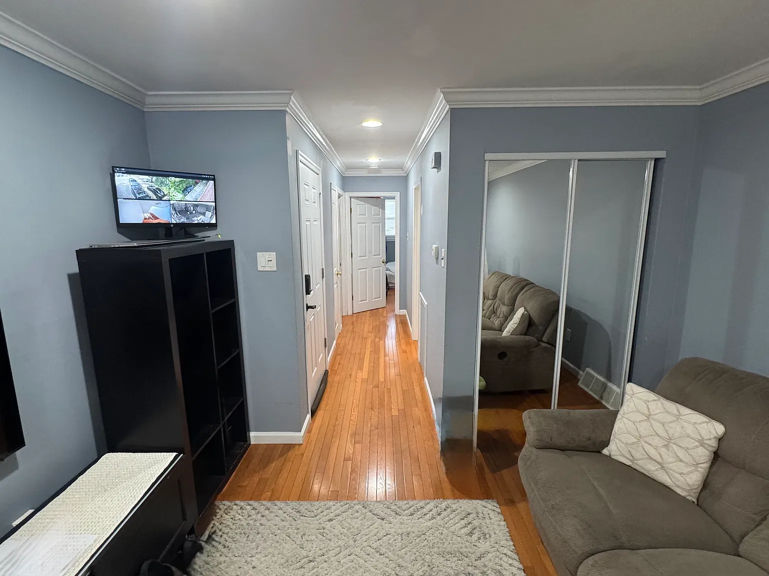 458 Parlin St — Photo 3